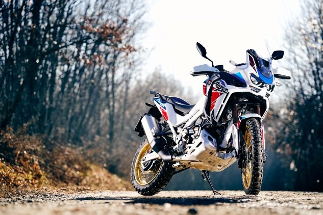 The Impact of Electric Motorcycles on the Motorcycle Products Industry